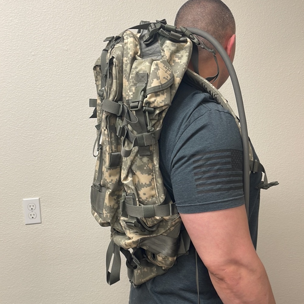 Black hawk back pack